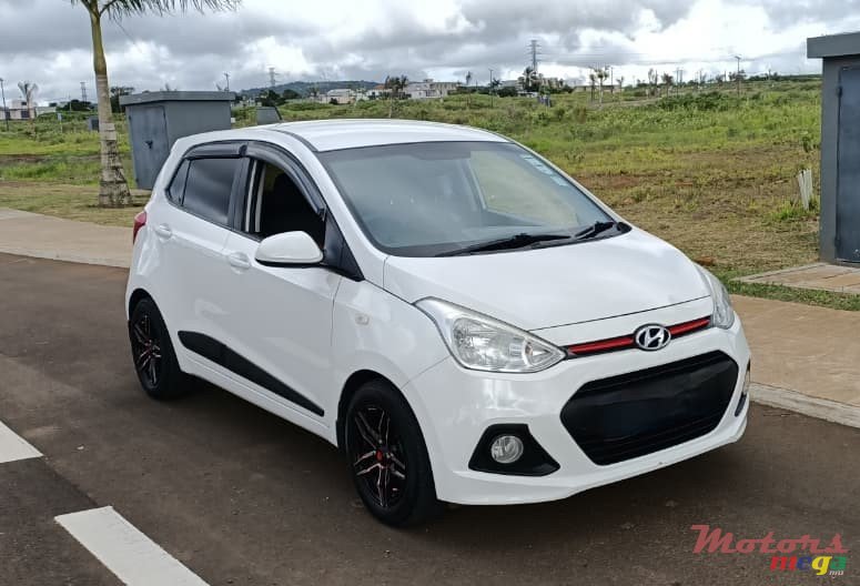 2015' Hyundai i10 Grand i10 photo #3