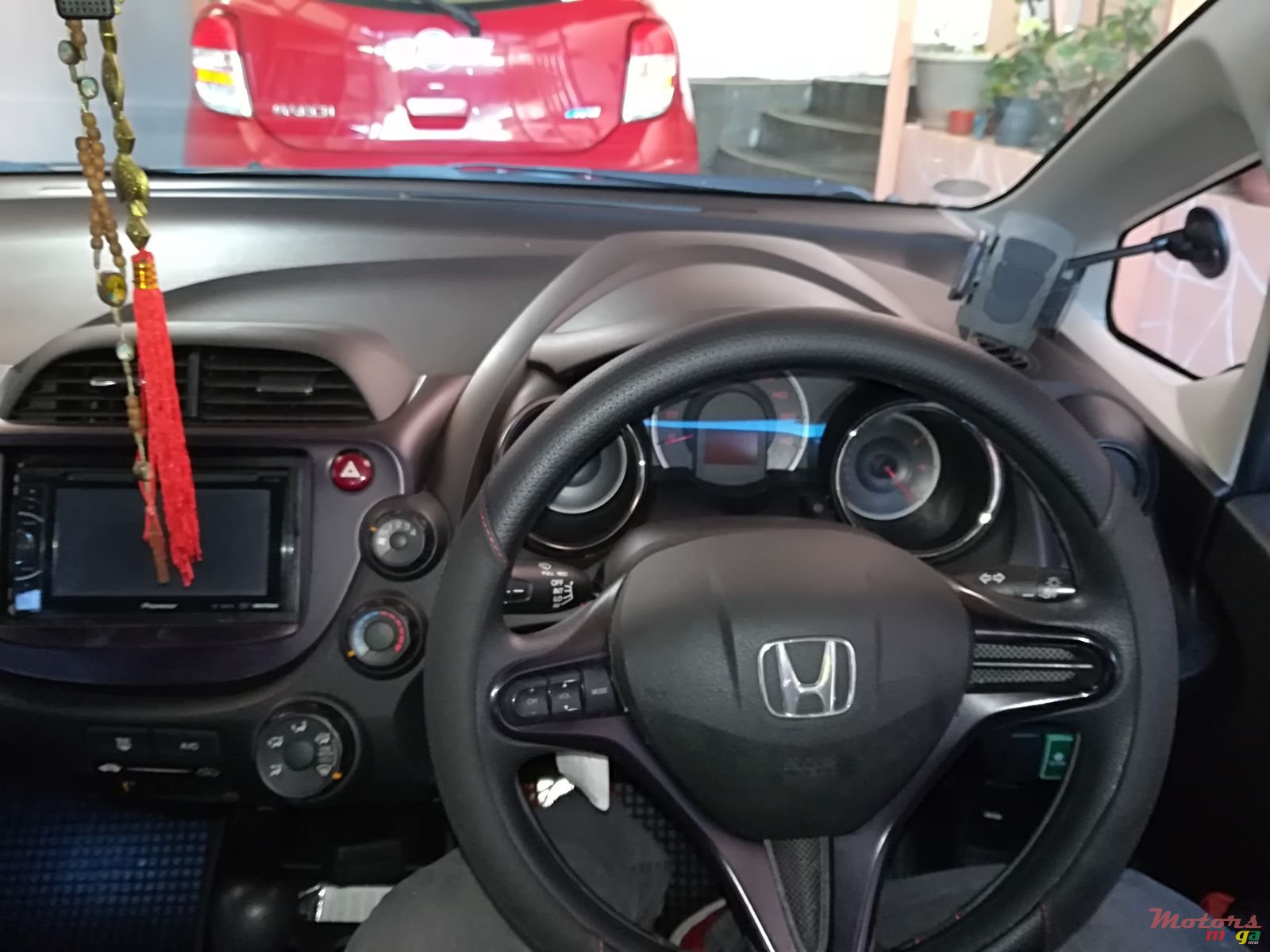 2011' Honda Fit photo #3