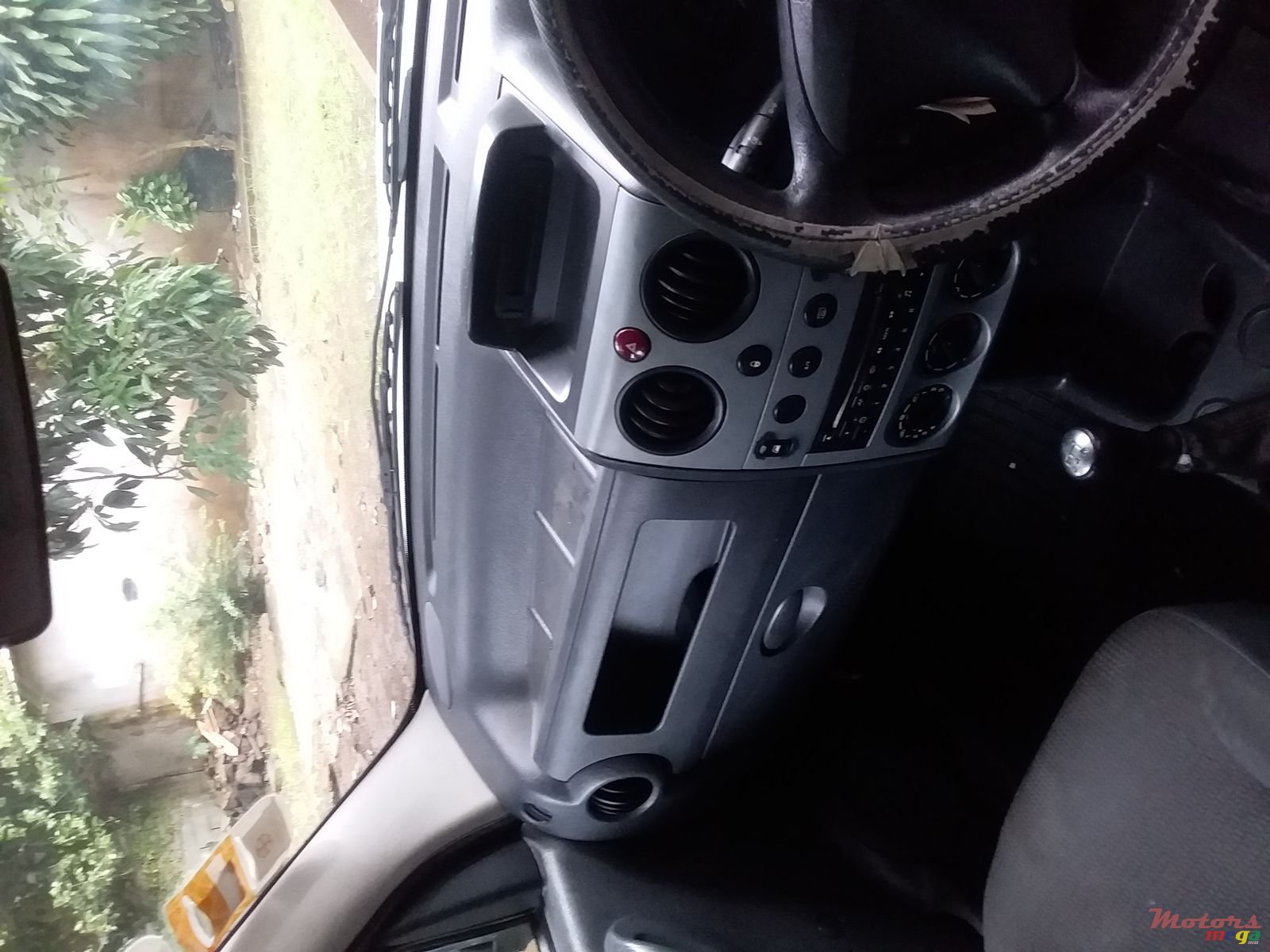 2011' Citroen Berlingo photo #5