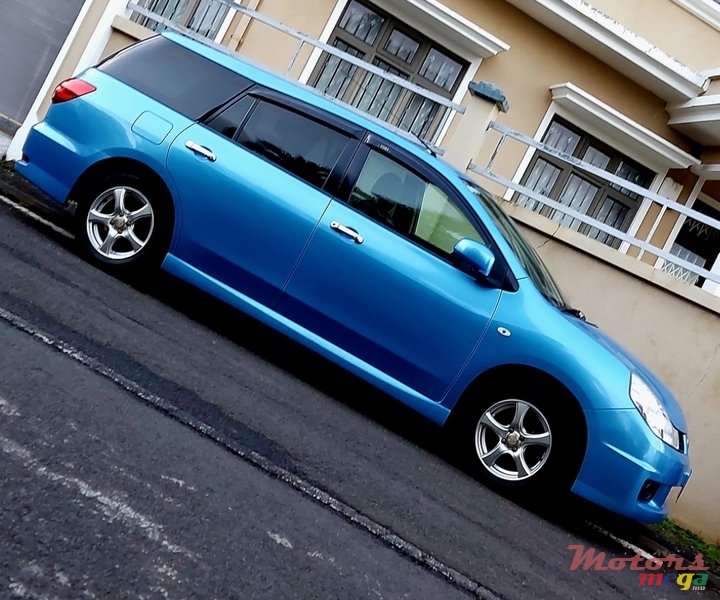 2015' Nissan Wingroad Jant cosmic photo #1