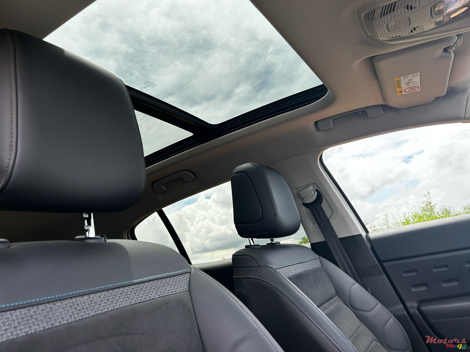 2023' Citroen C5 Aircross Shine 1.6 photo #5