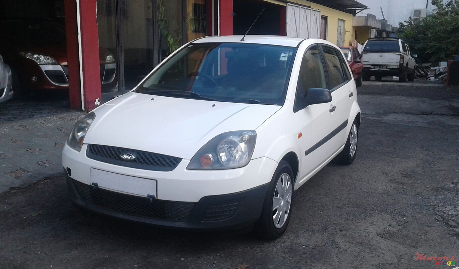 2007' Ford Fiesta photo #1