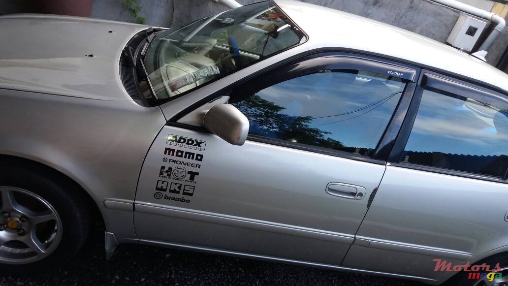 1999' Toyota photo #6