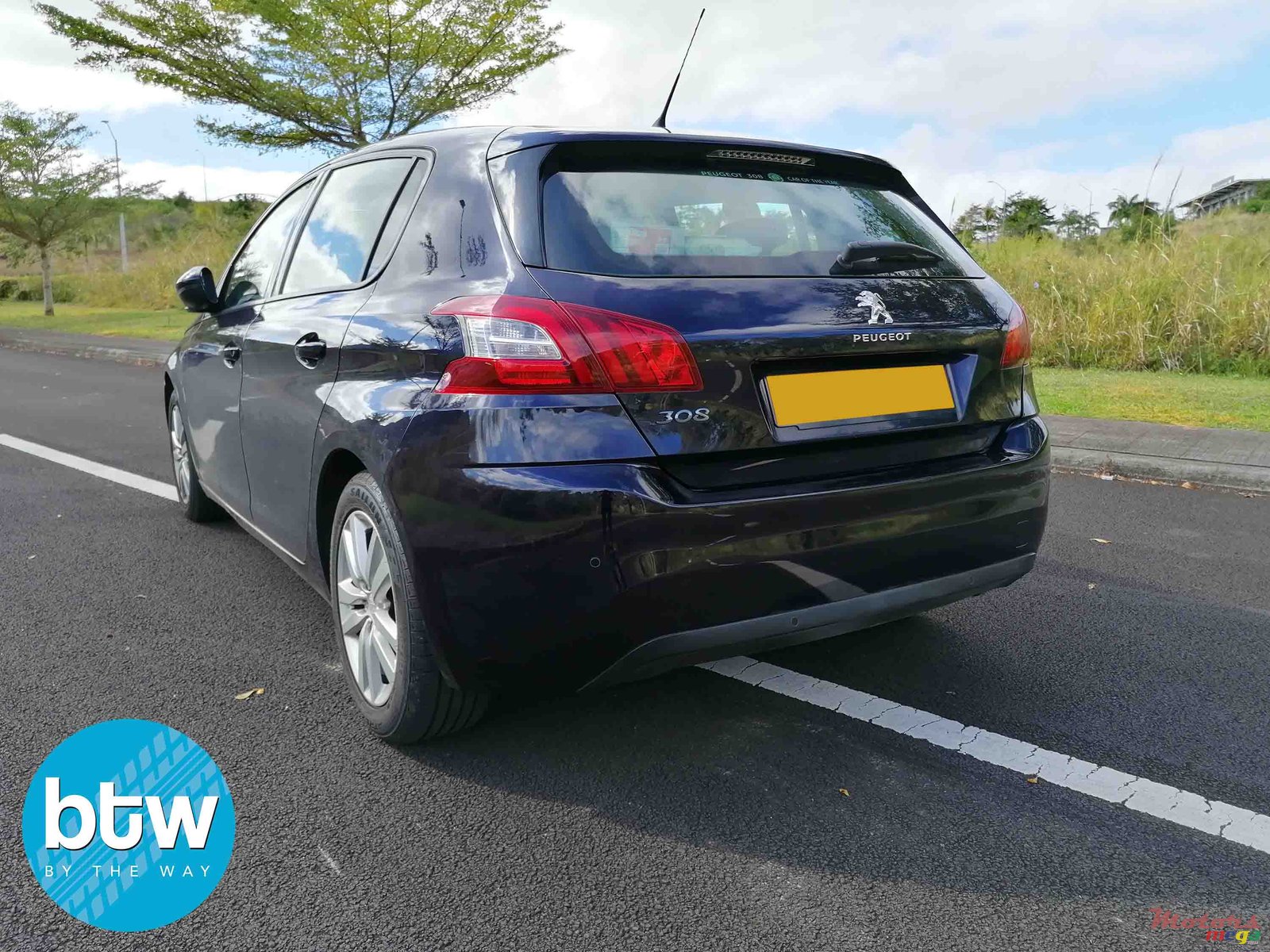 2016' Peugeot 308 photo #2