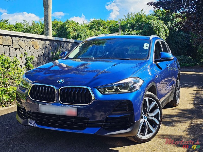 2023' BMW X2 XDrive 25E X Line photo #4