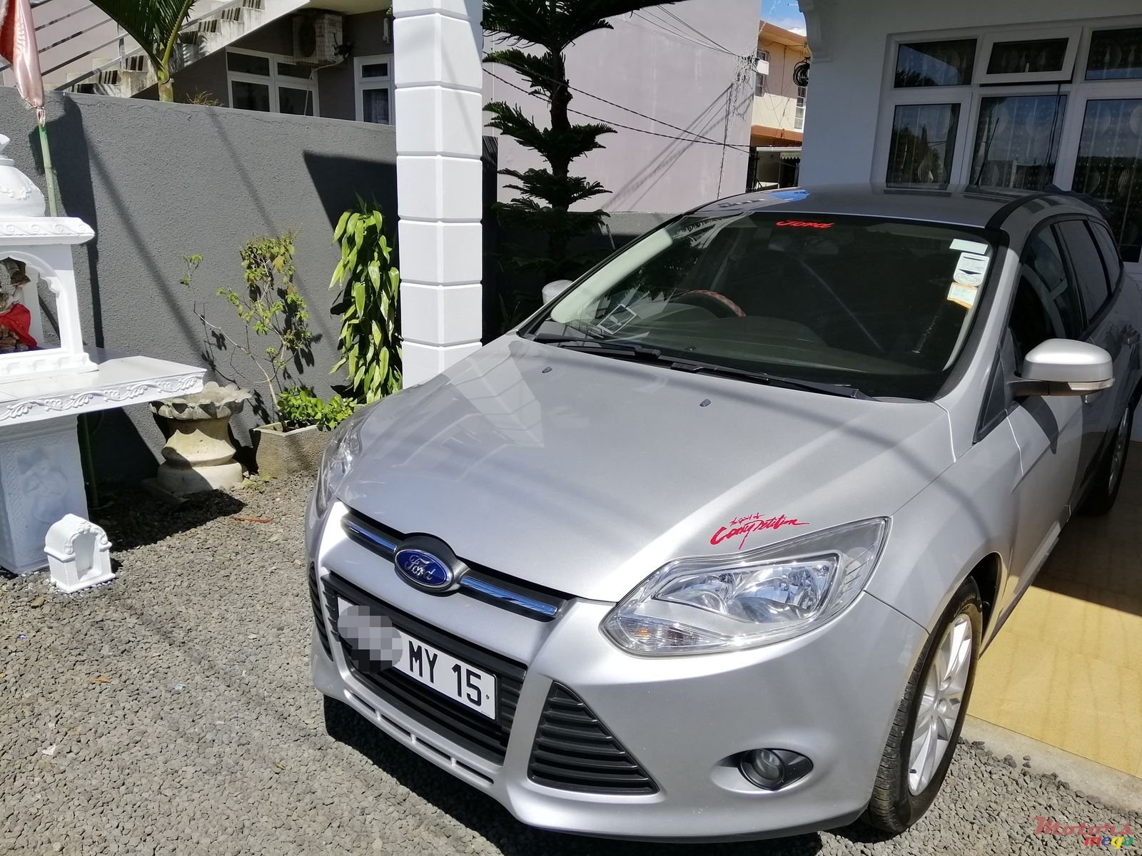 2015' Ford Focus photo #2