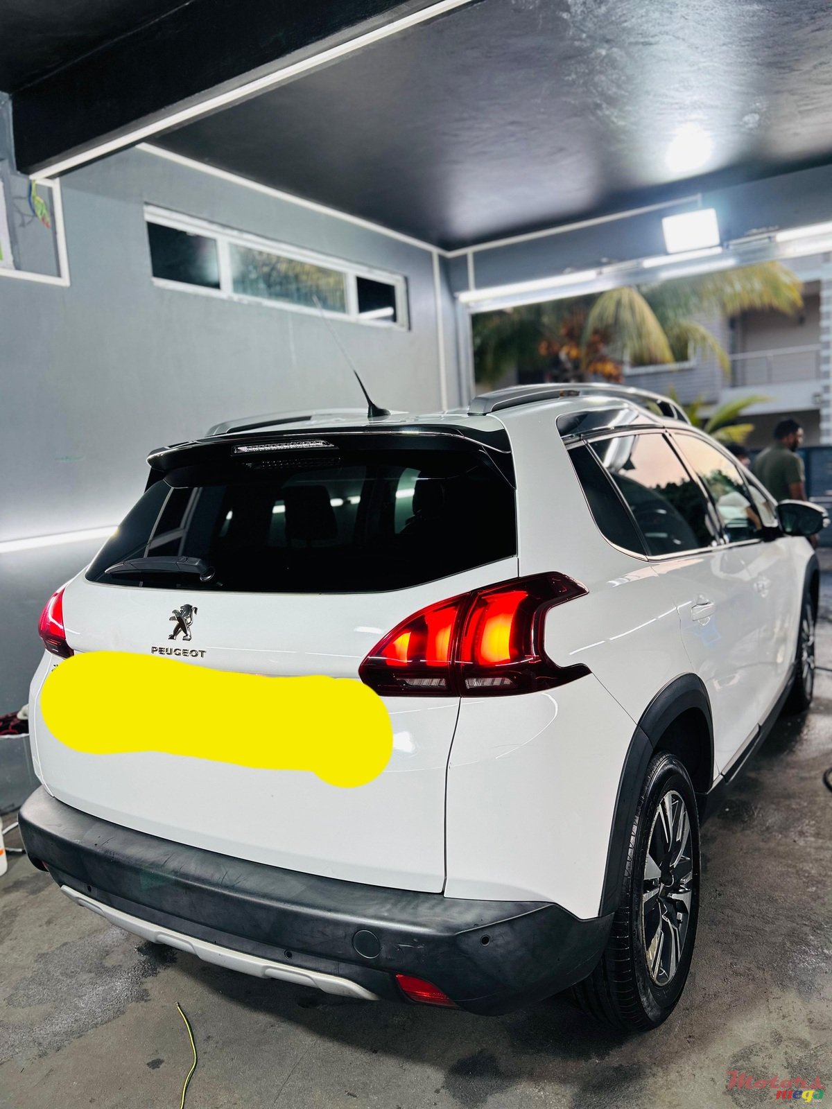 2018' Peugeot 2008 photo #2