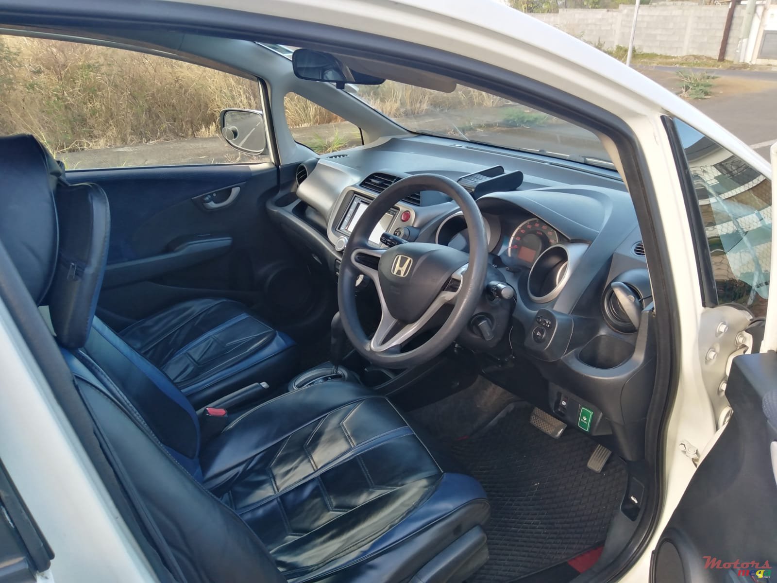 2010' Honda Fit photo #4
