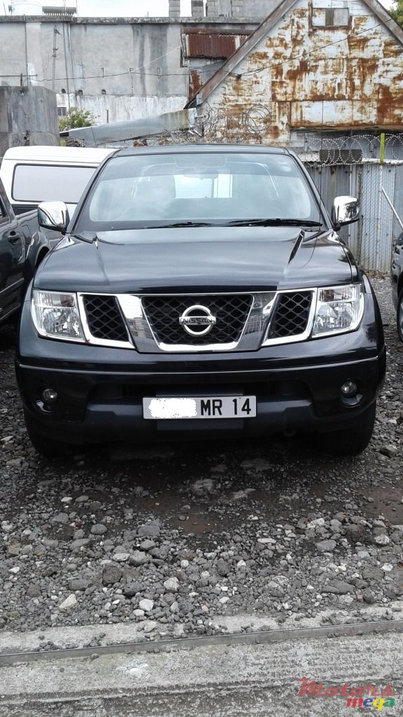 2014' Nissan Navara photo #1