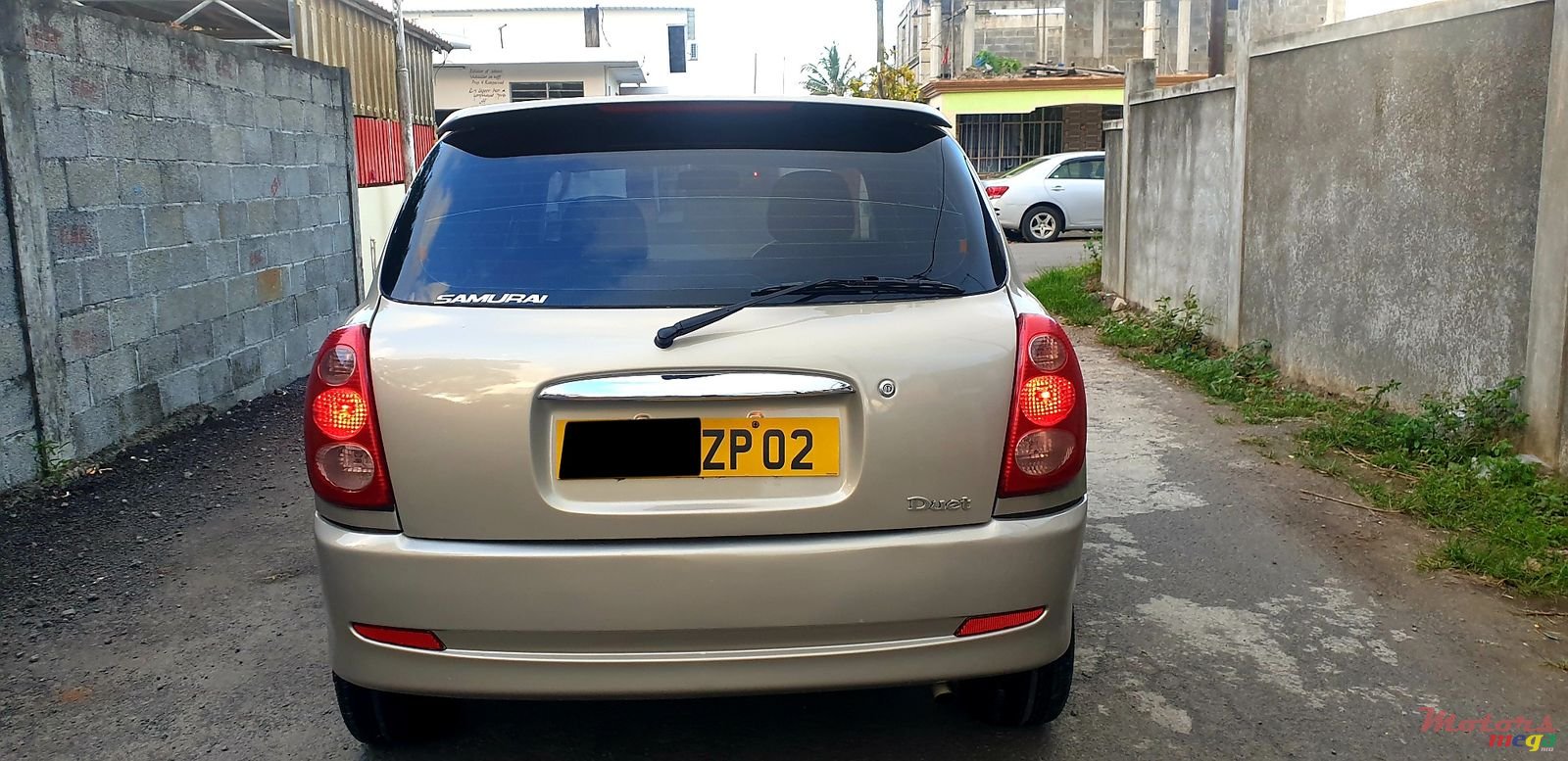 2002' Toyota photo #3