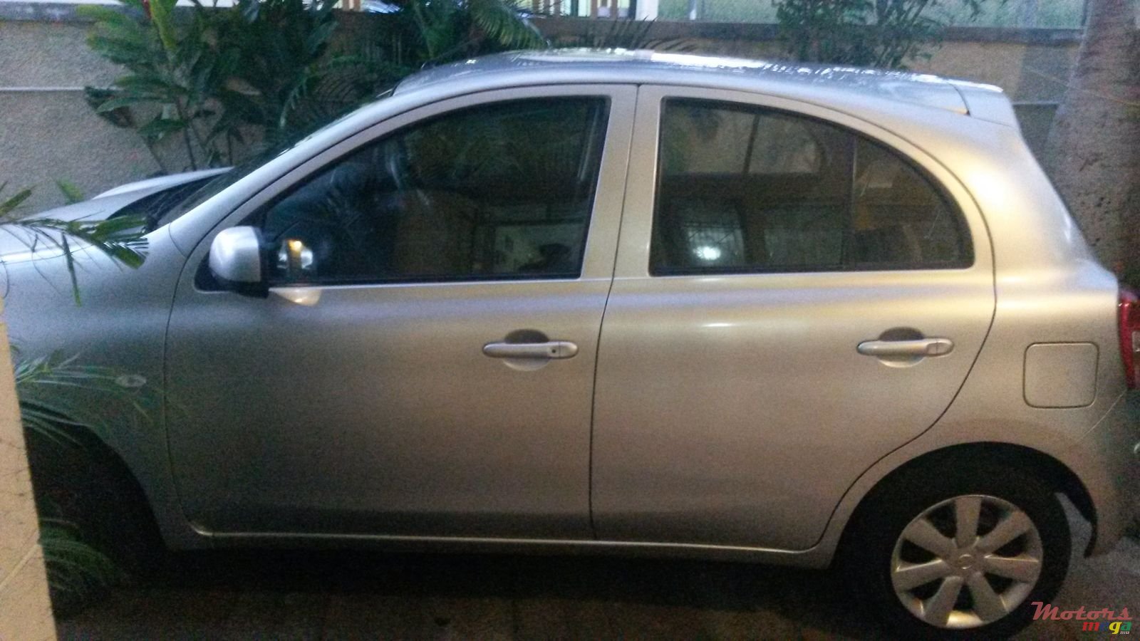 2012' Nissan March photo #1