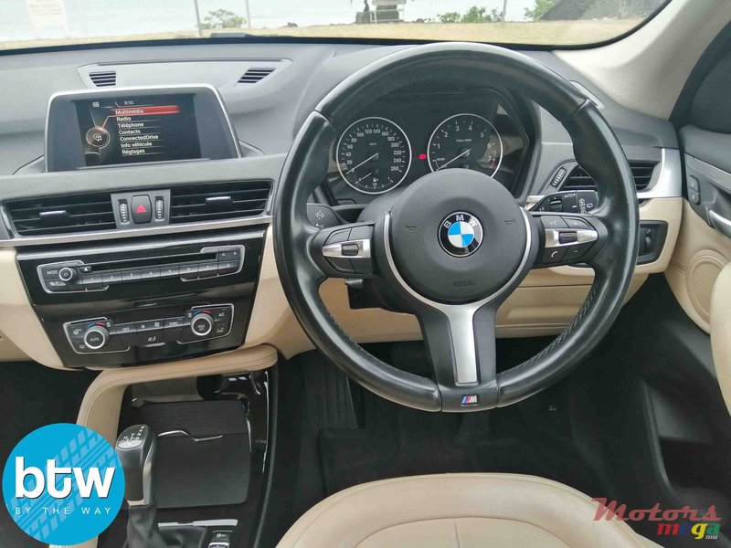 2016' BMW X1 sDRIVE photo #6