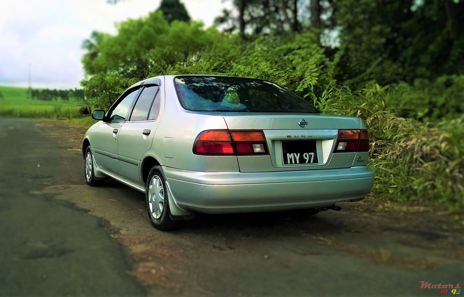 1997' Nissan Sunny B14 photo #2