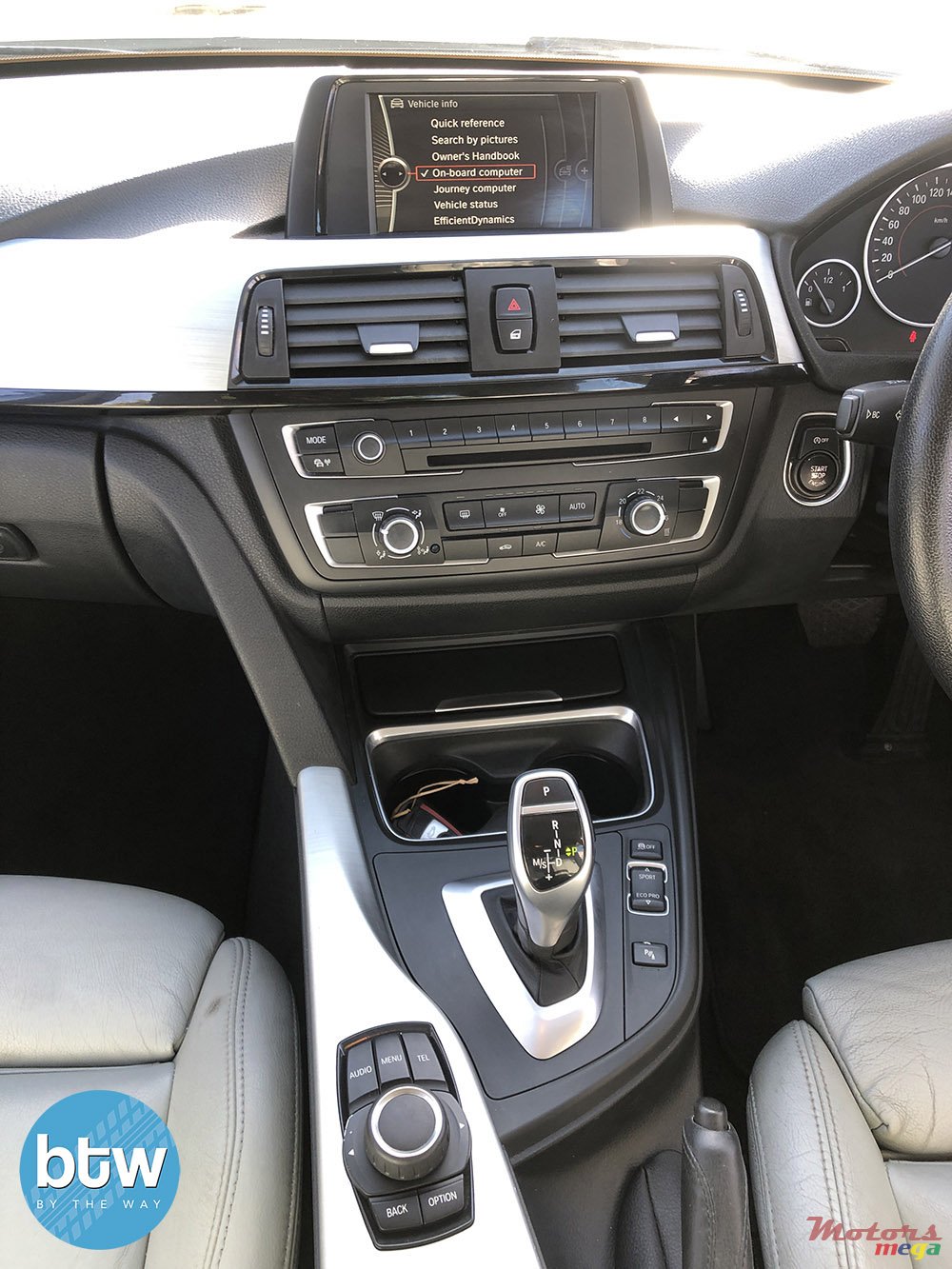 2012' BMW 320 photo #6