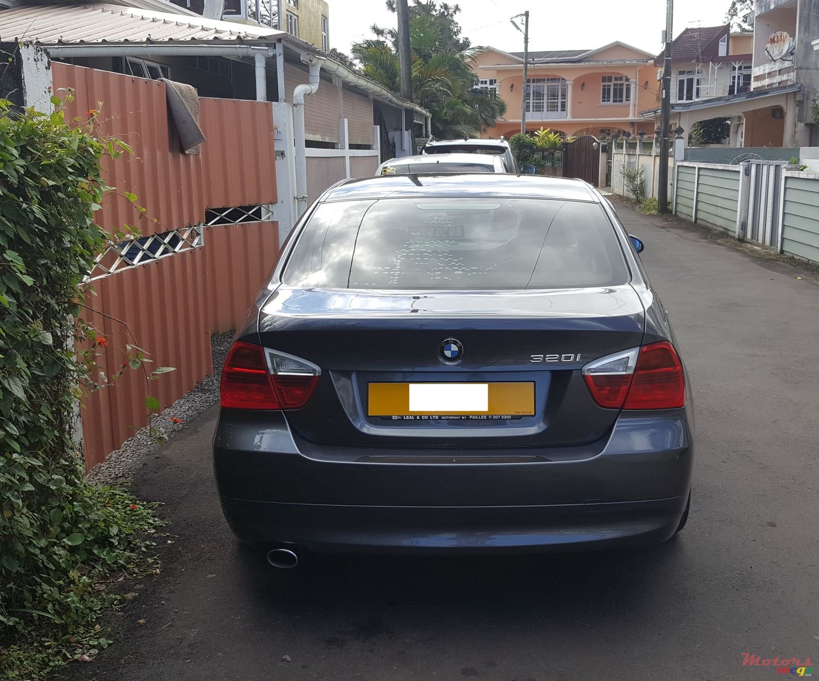 2005' BMW 3 Series photo #1