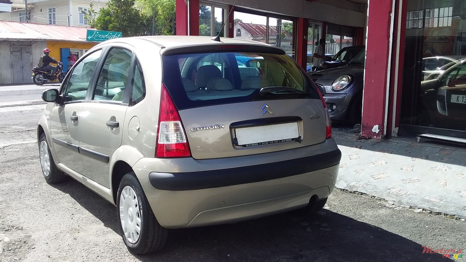 2008' Citroen C3 photo #4