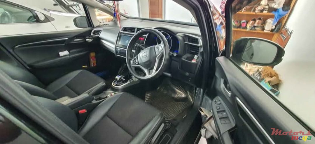 2014' Honda Fit photo #4