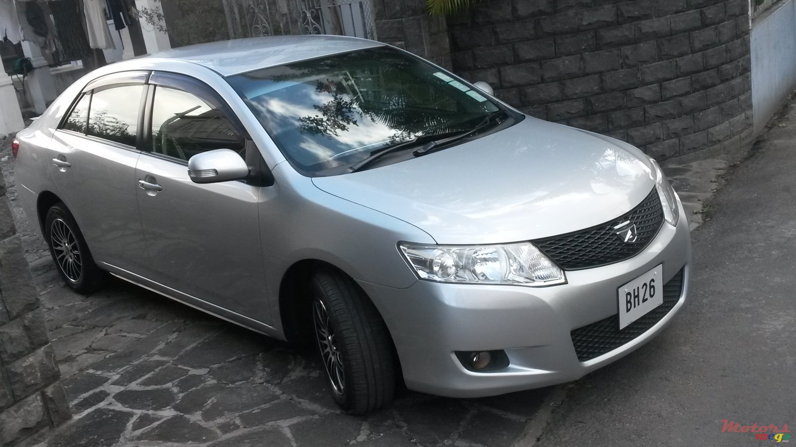 2008' Toyota Allion photo #1