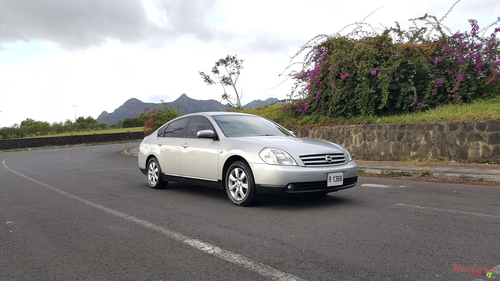 2002' Nissan 200 JK photo #1