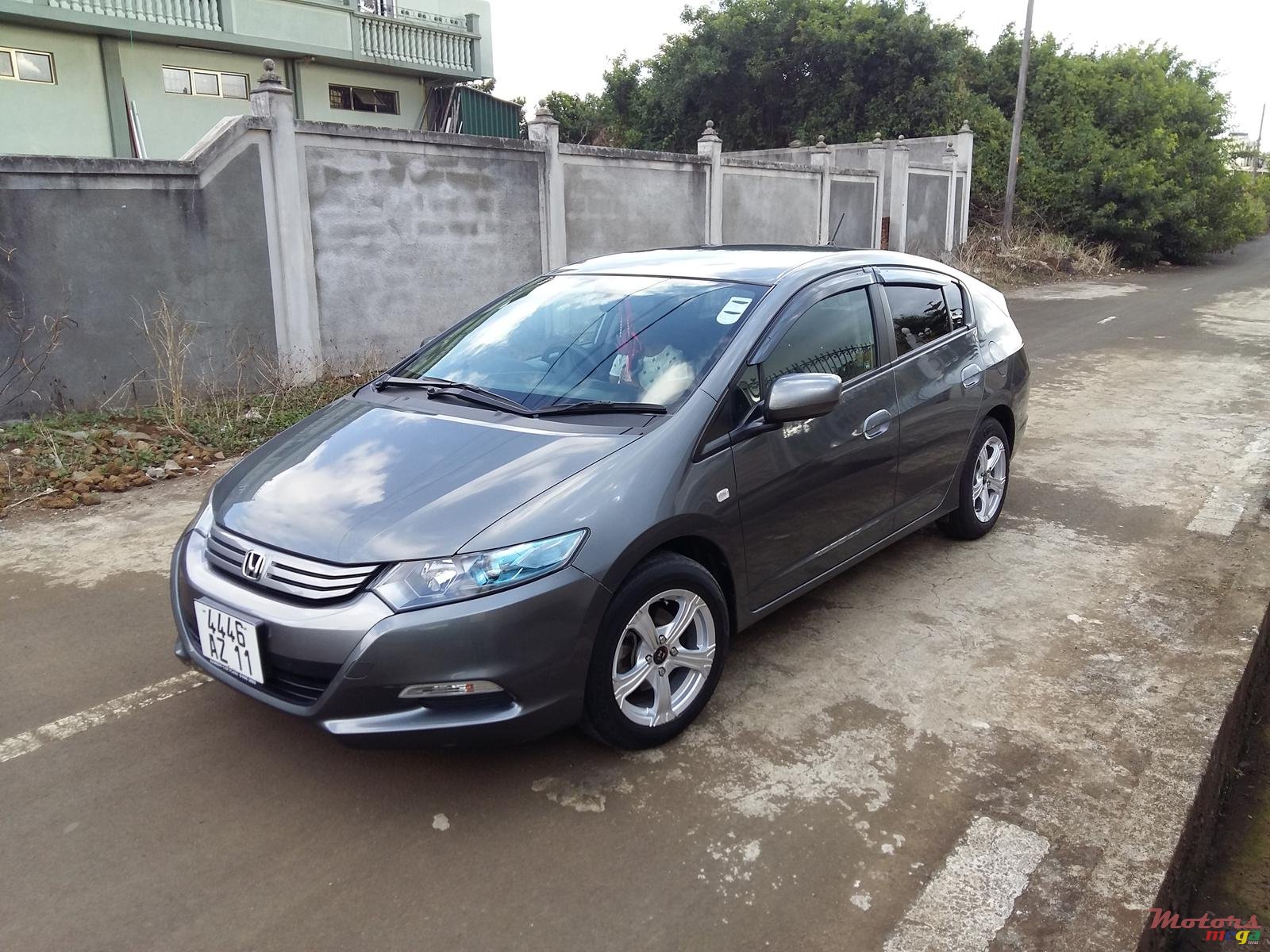 2011' Honda Insight photo #3