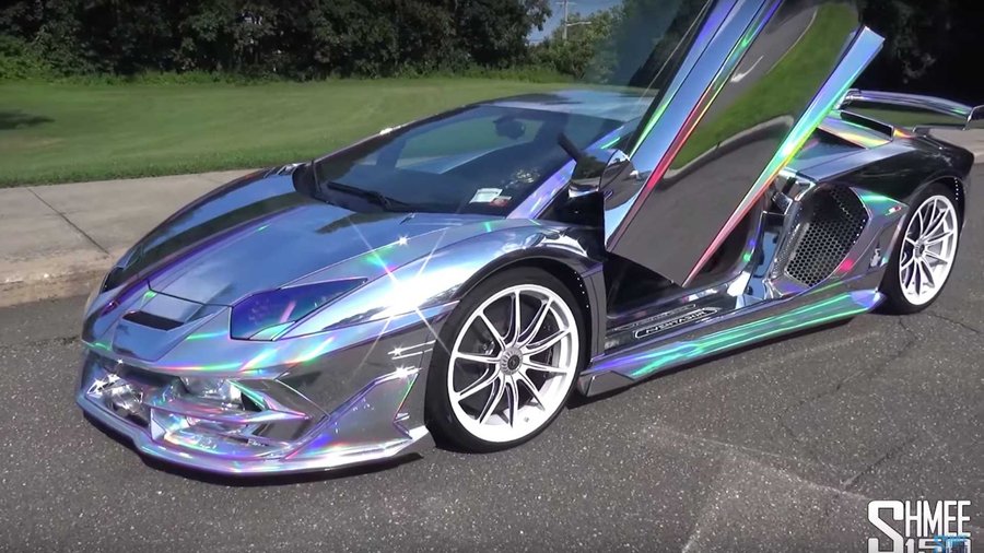 Chrome Lamborghini Urus, Aventador SVJ Make For A Flashy Duo