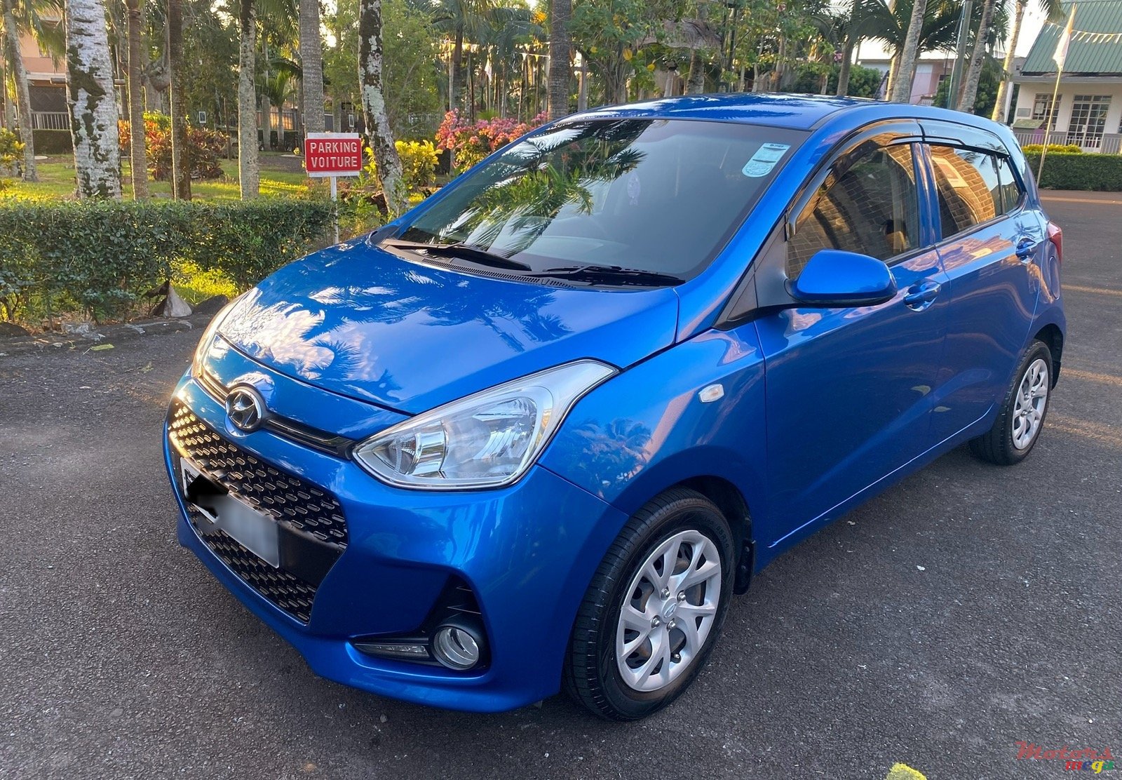 2019' Hyundai i10 Grand photo #2