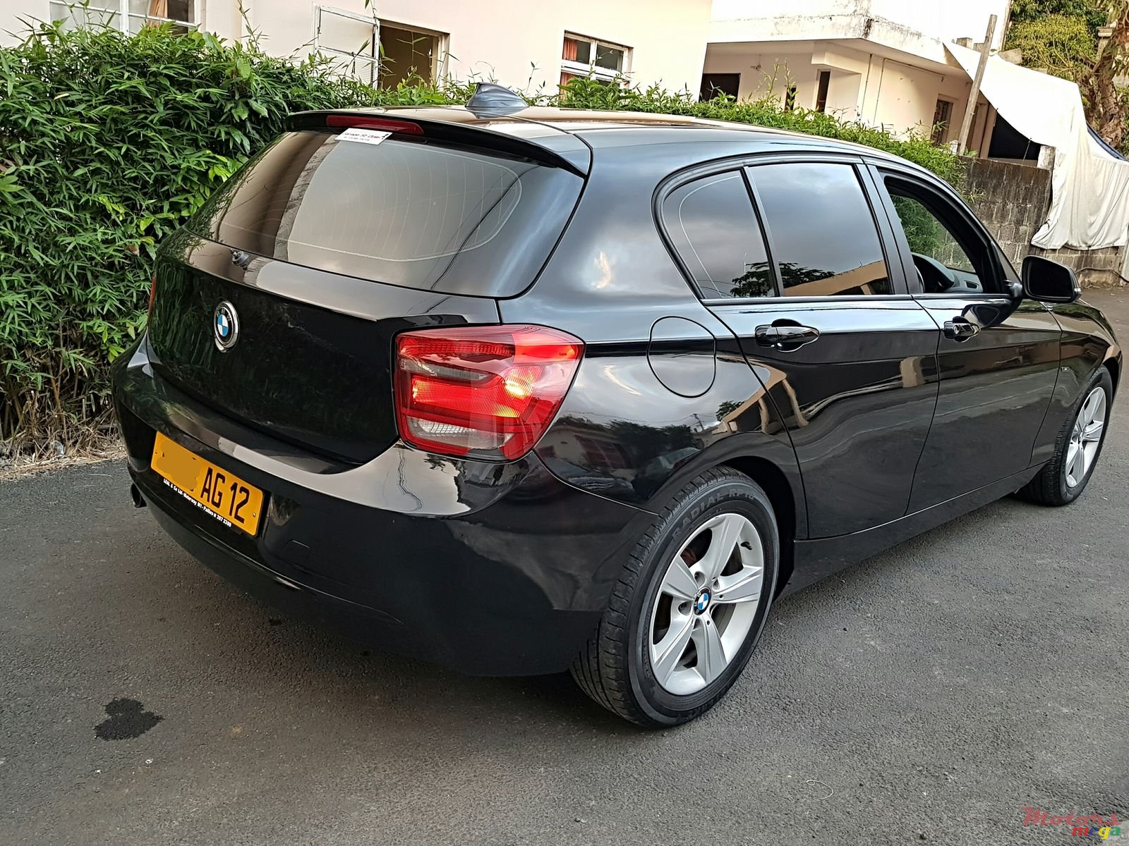 2012' BMW 116 Automatic photo #3