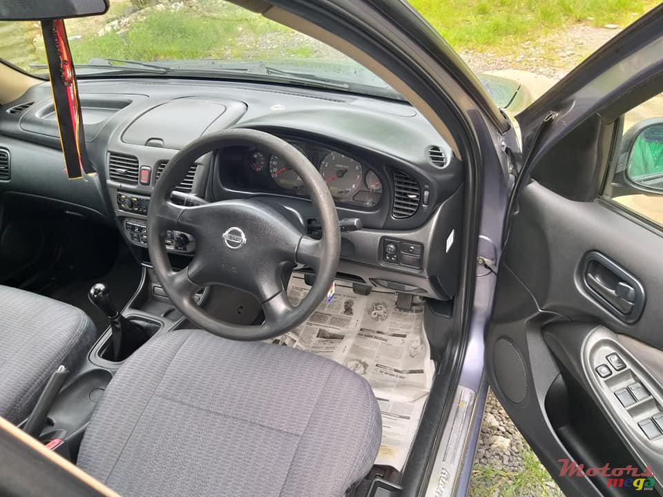 2004' Nissan Sunny N17 photo #3