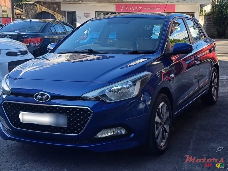 2016' Hyundai i20 photo #2