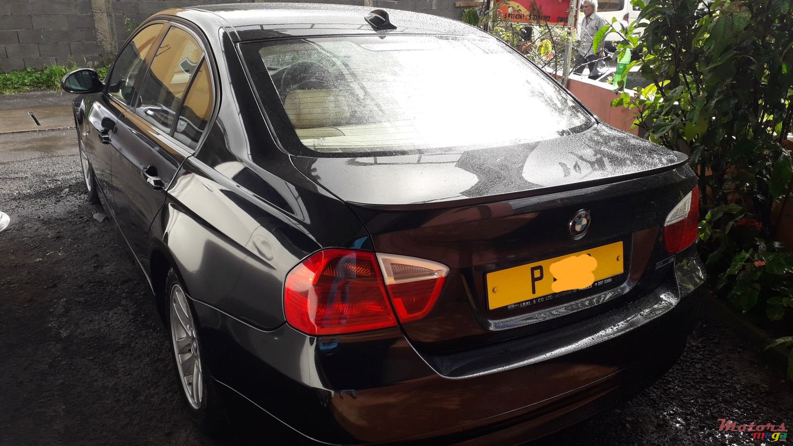 2005' BMW 320 Manual with Pte No. photo #1