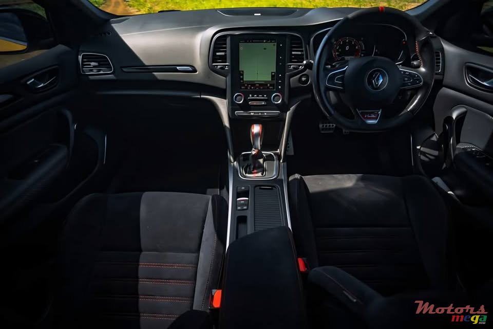 2020' Renault Megane RS photo #4