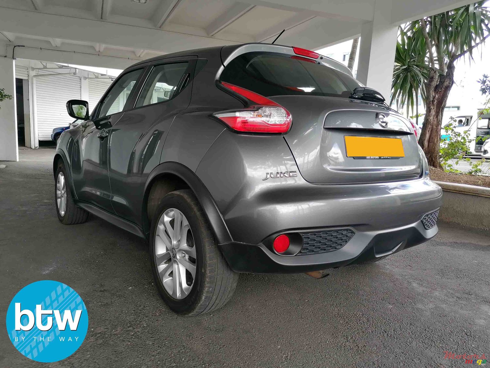 2017' Nissan Juke photo #2