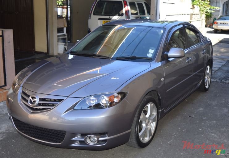 2005' Mazda photo #1