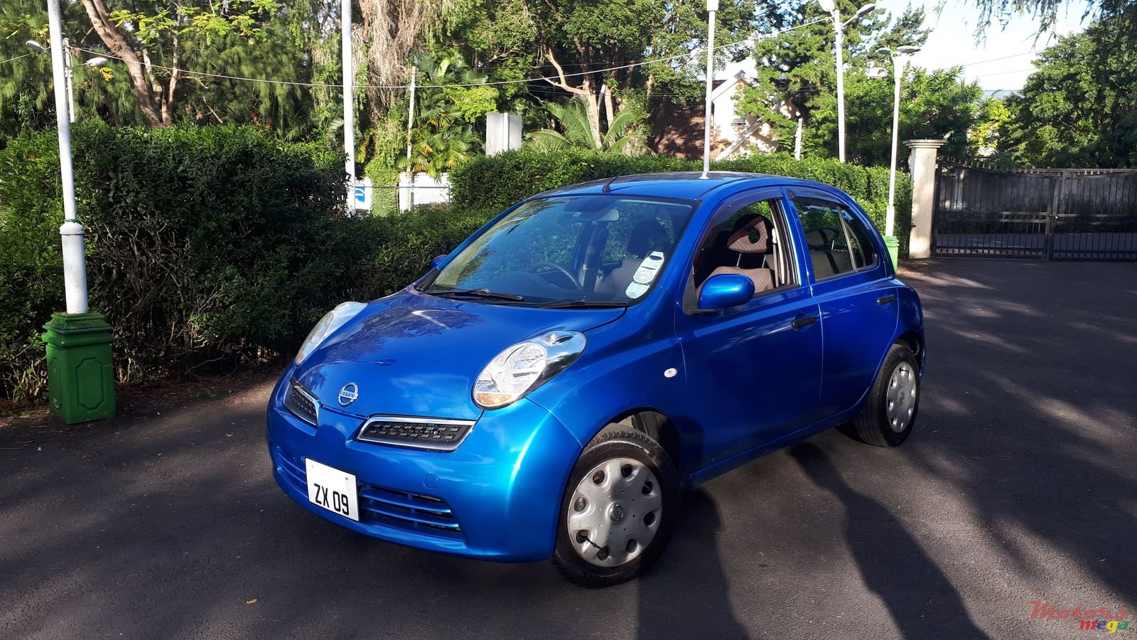 2009' Nissan March photo #2