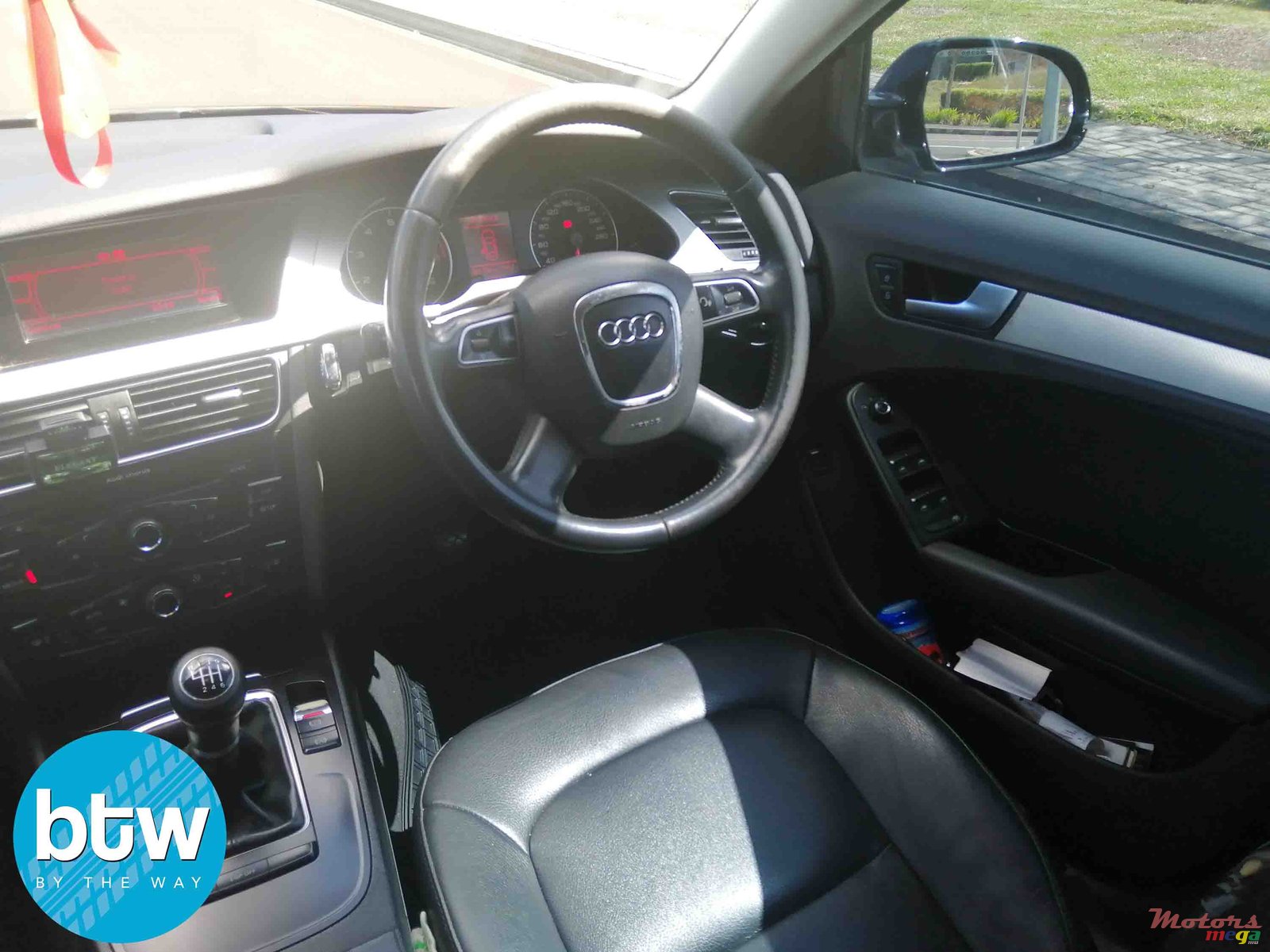 2010' Audi A4 photo #4