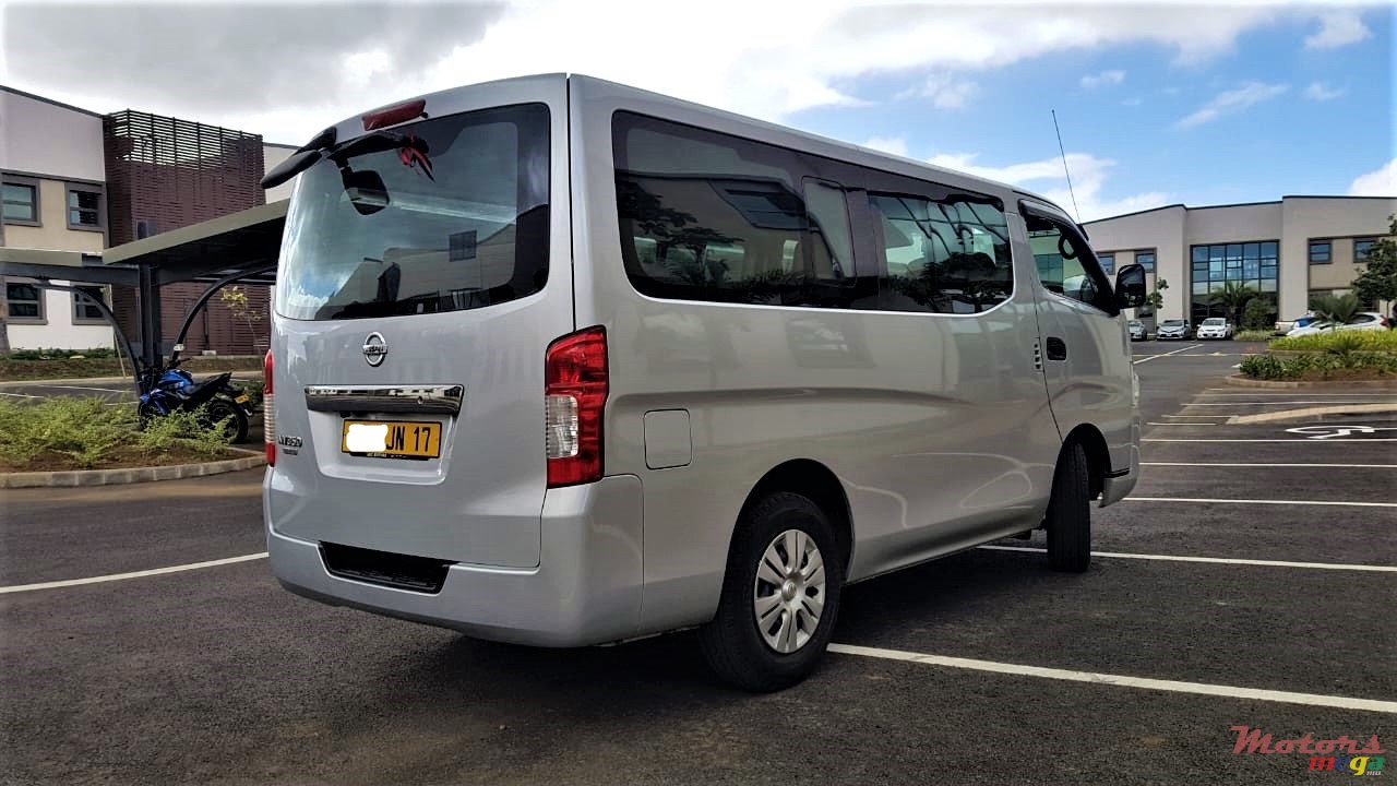 2017' Nissan Urvan photo #4