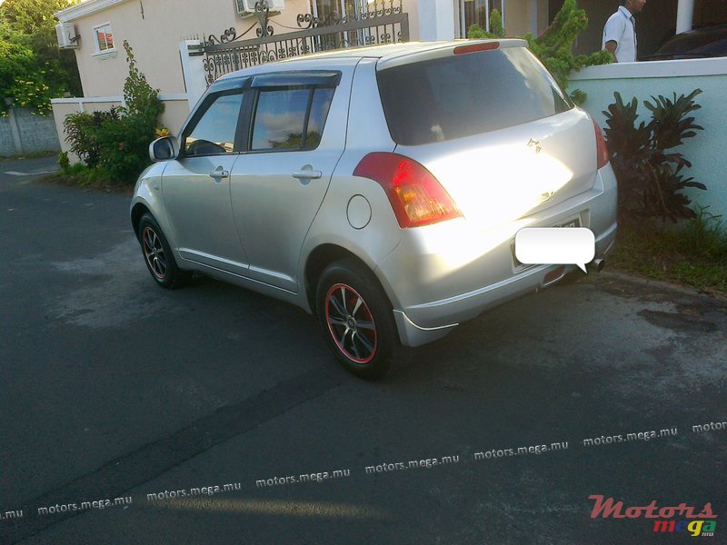 2007' Suzuki photo #3