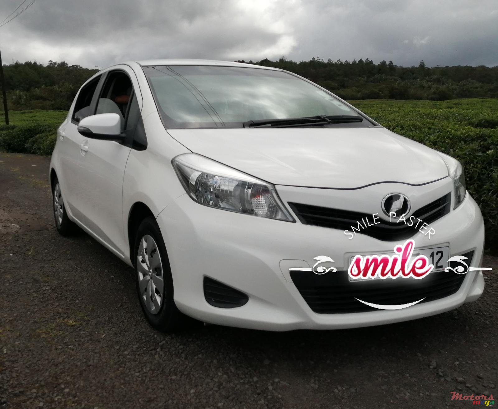2012' Toyota Vitz photo #1