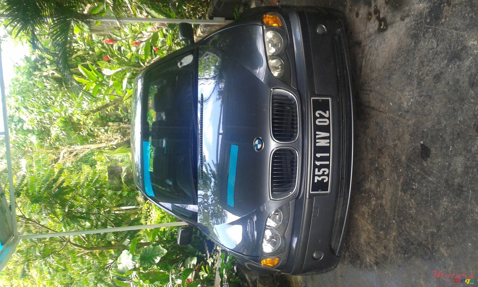 2002' BMW 318 photo #1