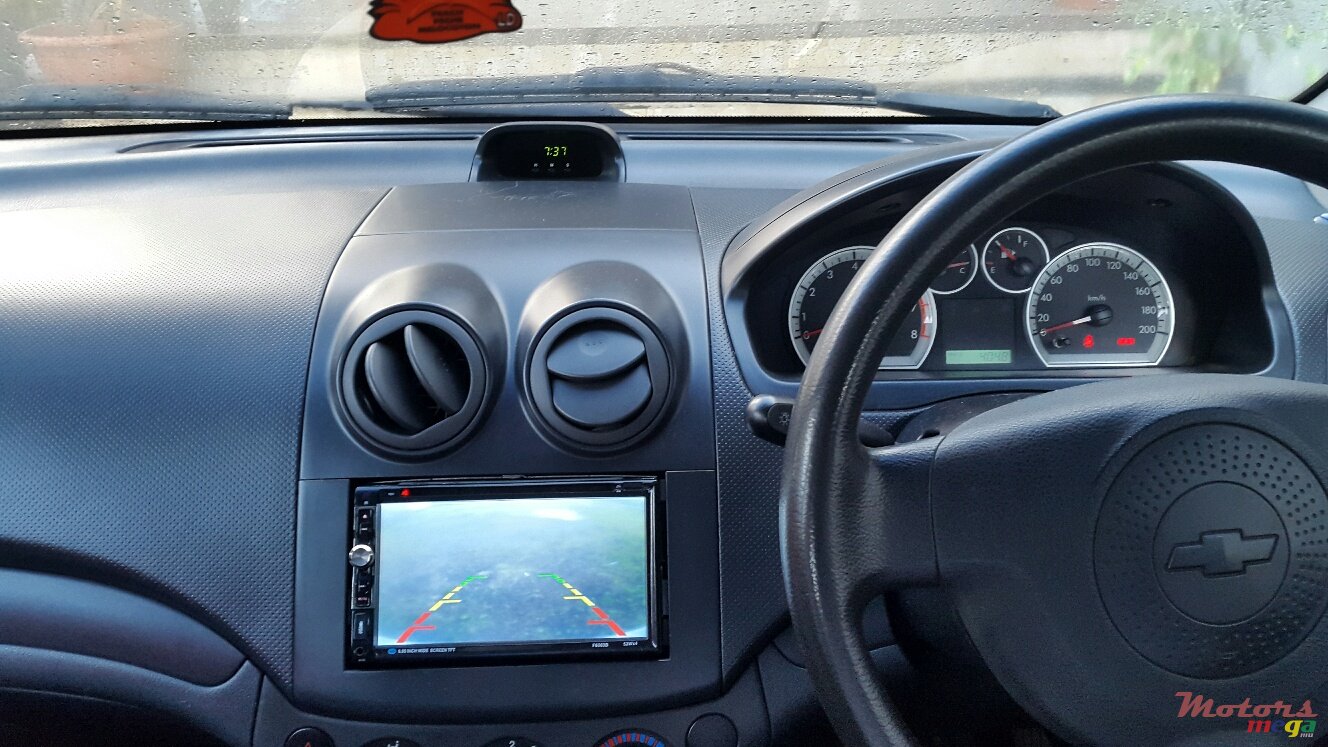 2010' Chevrolet Aveo photo #1