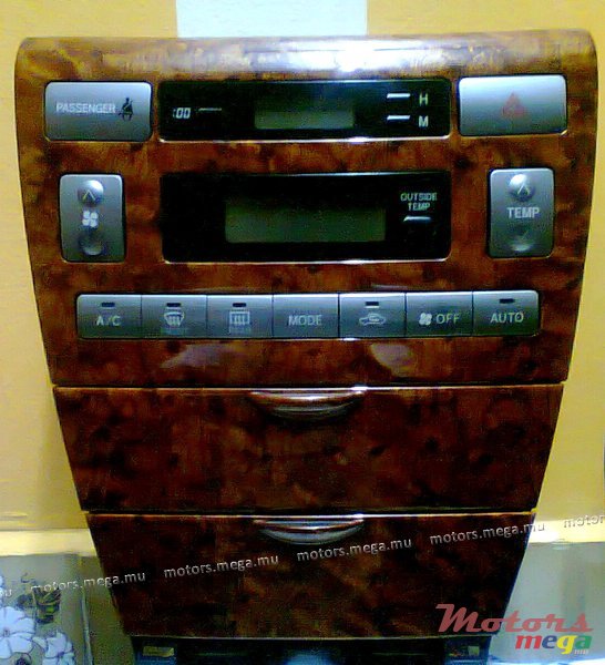 2005' Toyota photo #1