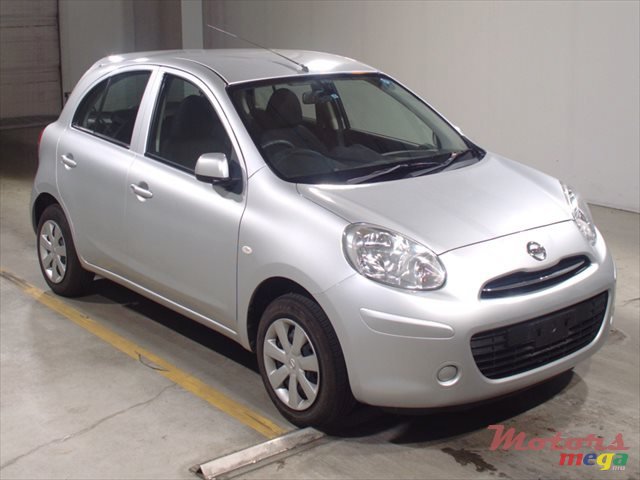 2013' Nissan photo #1