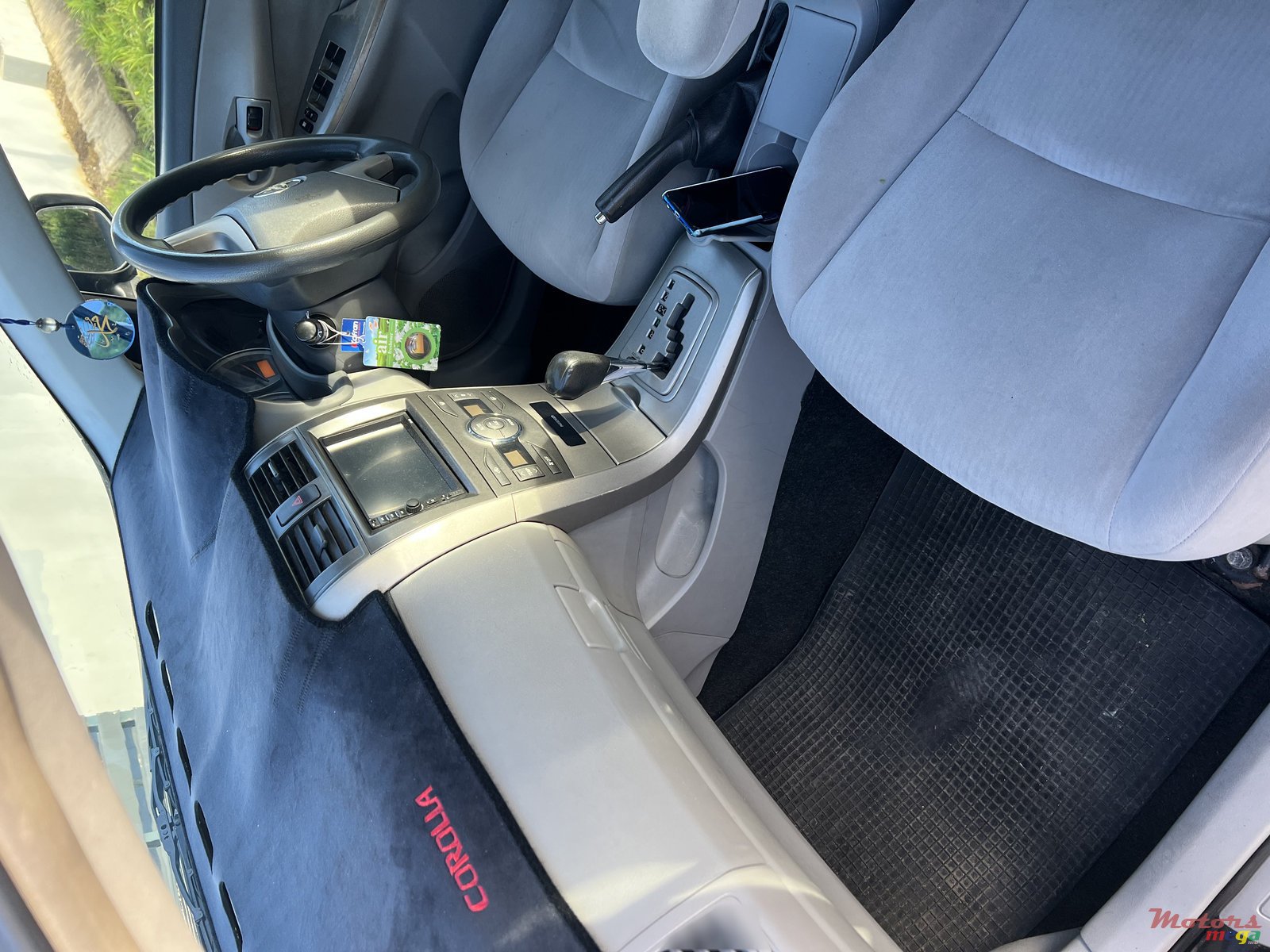 2009' Toyota Corolla photo #5