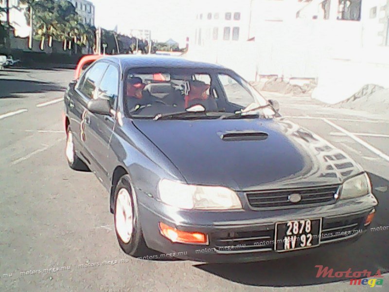 1992' Toyota photo #1
