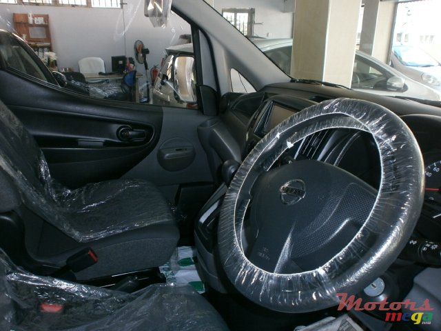 2011' Nissan Vanette cargo NV 200 photo #4