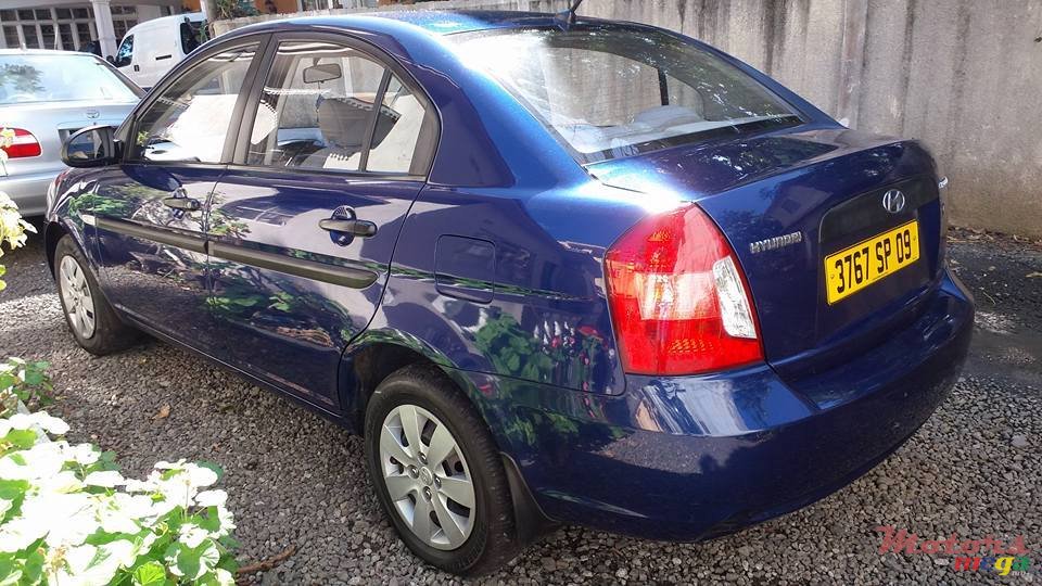 2009' Hyundai Accent photo #4