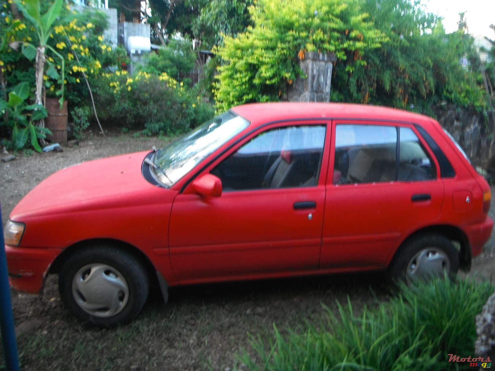 1992' Toyota Starlet XL photo #2