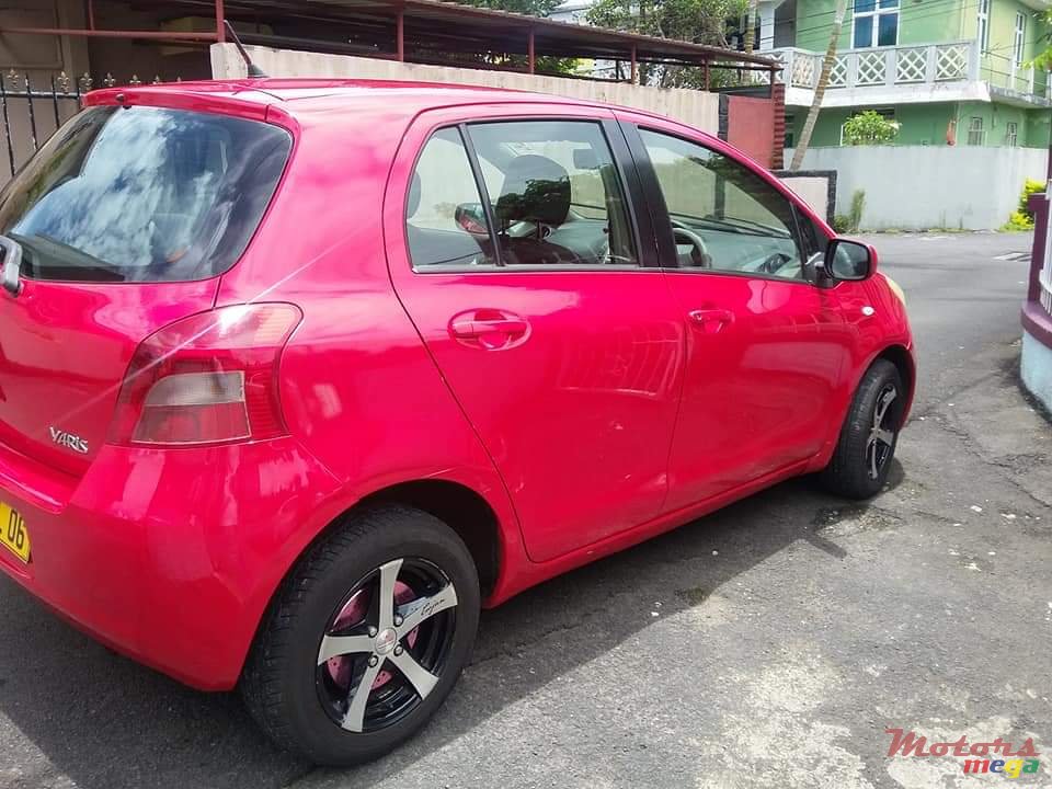 2006' Toyota Yaris photo #4