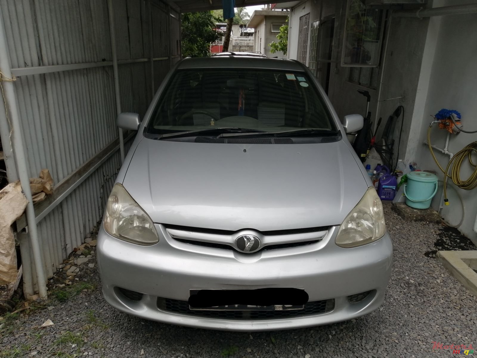 2003' Toyota Echo photo #2