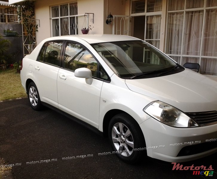 2007' Nissan photo #1